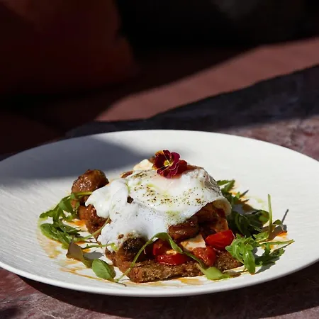 מלון White Pearl Cavalieri (adults Only) 3*