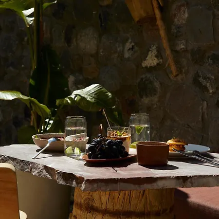 מלון White Pearl Cavalieri (adults Only) 3*