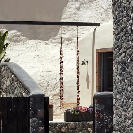 White Pearl Cavalieri (adults Only) Imerovigli (Santorini)