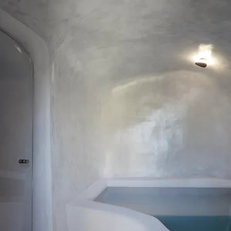 White Pearl Cavalieri (adults Only) 3* Imerovigli (Santorini)