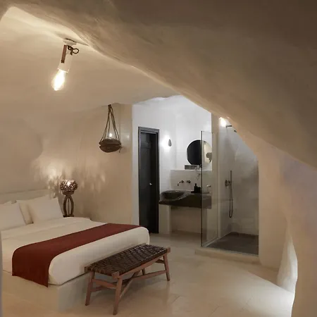 White Pearl Cavalieri (adults Only) 3*