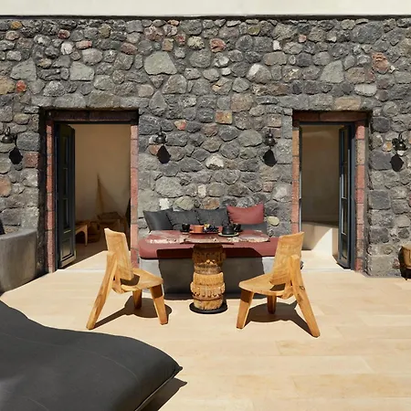 White Pearl Cavalieri (adults Only)